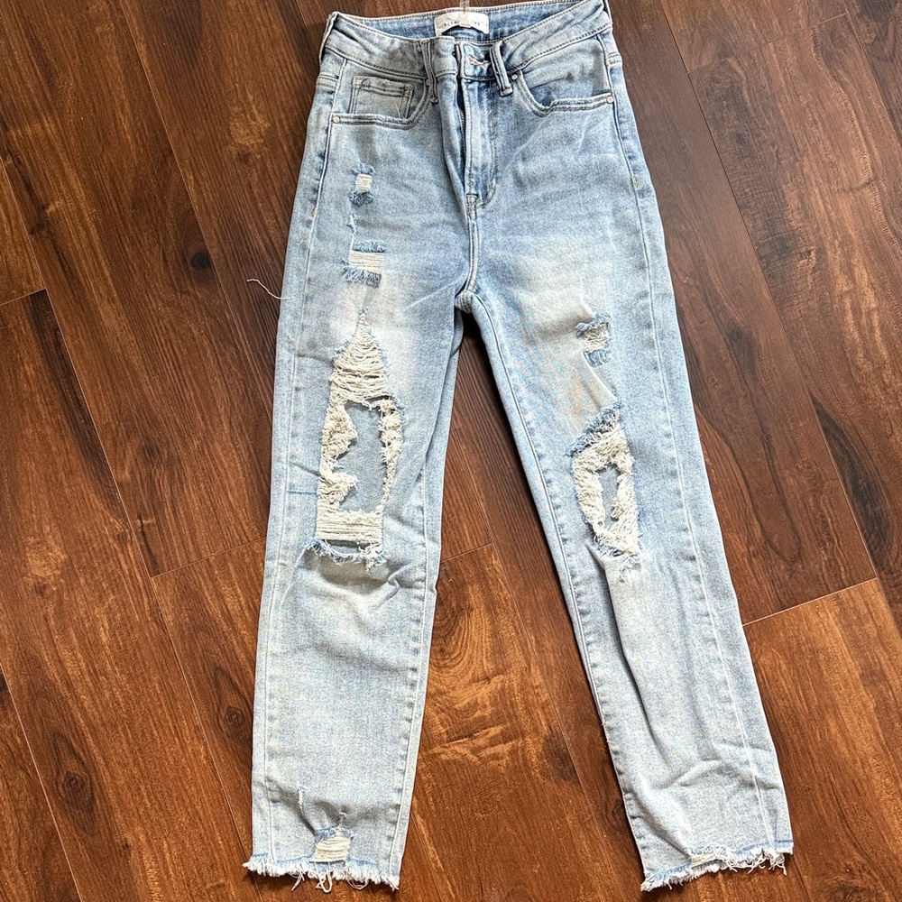 Stylish Light Blue Distressed Ankle Jeans